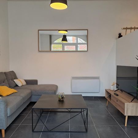 Bel Appartement Grande Terrasse Avec Parking A Dijon Luaran gambar